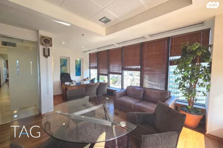 משרדים, דרך מנחם בגין 23, תל אביב יפו