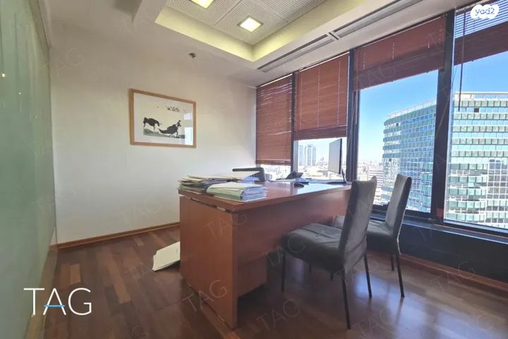 משרדים, דרך מנחם בגין 23, תל אביב יפו