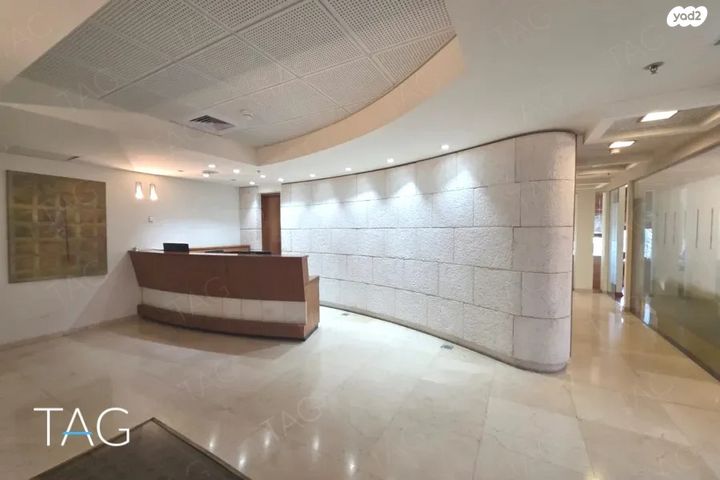 משרדים, דרך מנחם בגין 23, תל אביב יפו