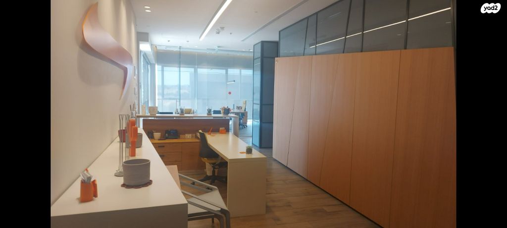 משרדים, מודיעין מכבים רעות