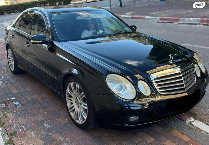 מודעת רכב מרצדס-בנץ E-class