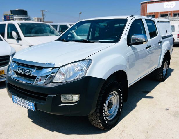 איסוזו די-מקס