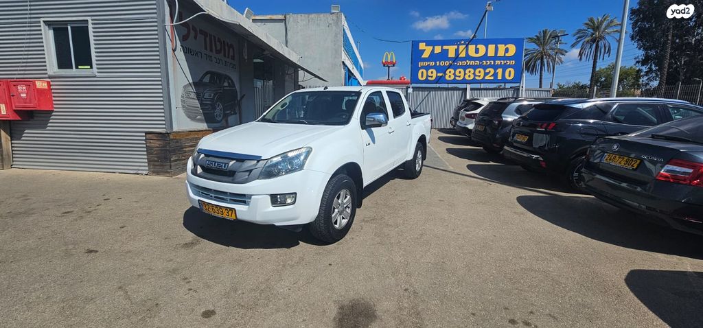 מודעת רכב איסוזו די-מקס