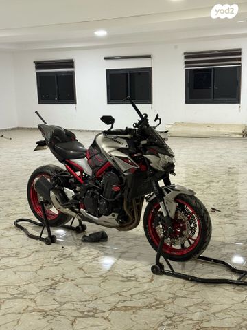 מודעת רכב קאוואסאקי Z900