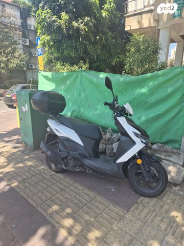 מודעת רכב סאן יאנג Jet 4 RX