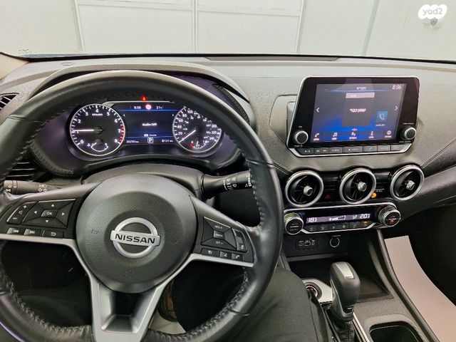 ניסאן סנטרה