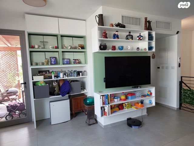 גג/ פנטהאוז, הגדוד העברי 59, נווה שאנן, תל אביב יפו