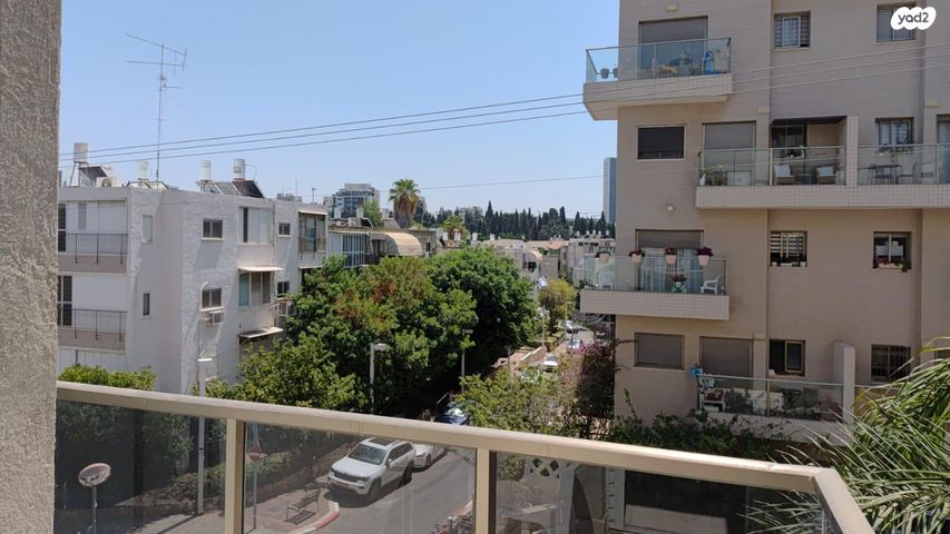 דירה, התע"ש 13, הל"ה, גבעתיים