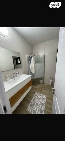 דירה, שדרות השושנים 21, בן גוריון, נצרת עילית / נוף הגליל