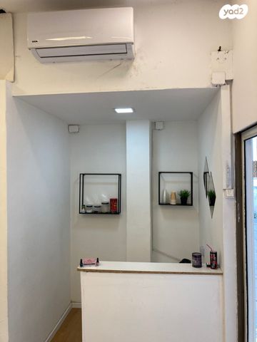 חנויות/ שטח מסחרי, החלמונית 20, קרית ראשון, ראשון לציון