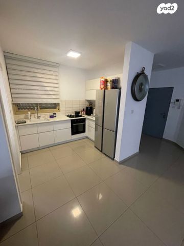 דירה, שביל חודשי השנה, נווה הדרים, אשקלון