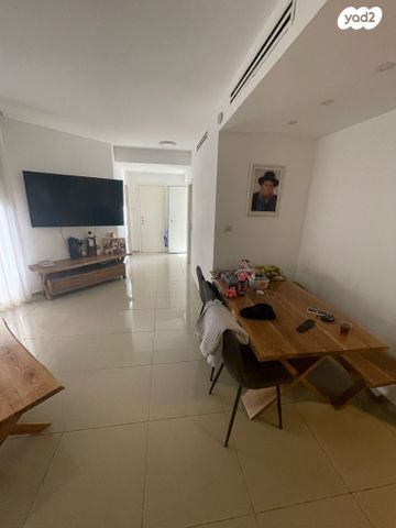 דירה, שביל חודשי השנה, נווה הדרים, אשקלון