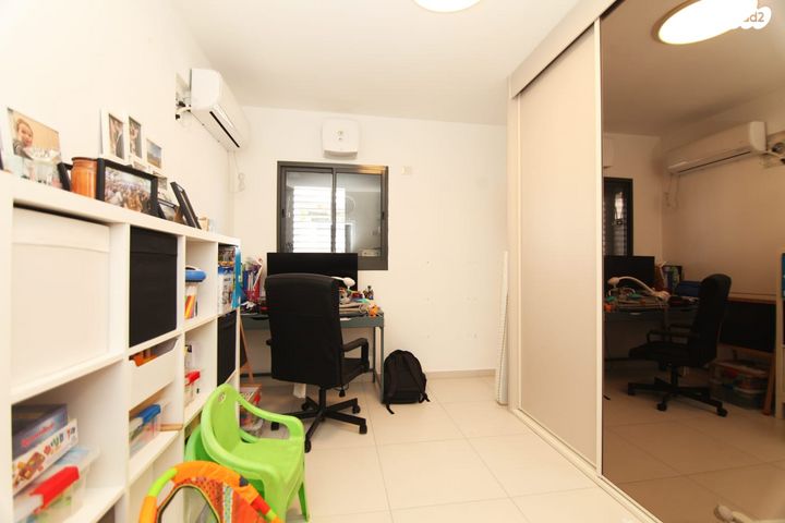 דירה, רעננה