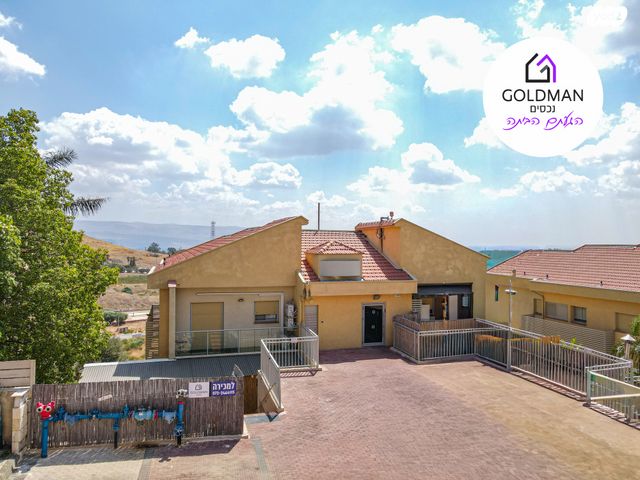 דירת גן, הר הכרמל 22, בימת תל חי / מורדות הרי נפתלי, קרית שמונה