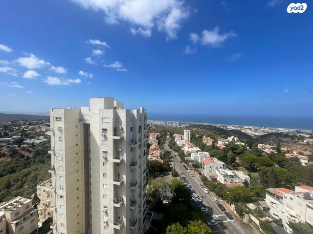 גג/ פנטהאוז, הרב אסף דוד, רמת בגין, חיפה