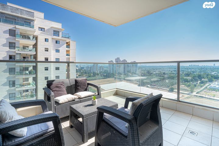 דירה, גולדה מאיר, מתחם 1200, הוד השרון