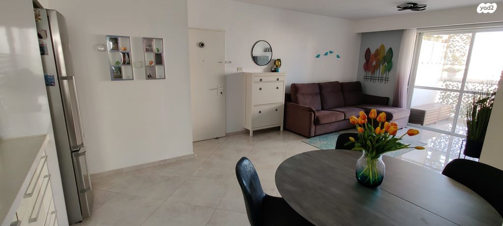 דירה, השומר הצעיר 6, גן הורדים, אשקלון