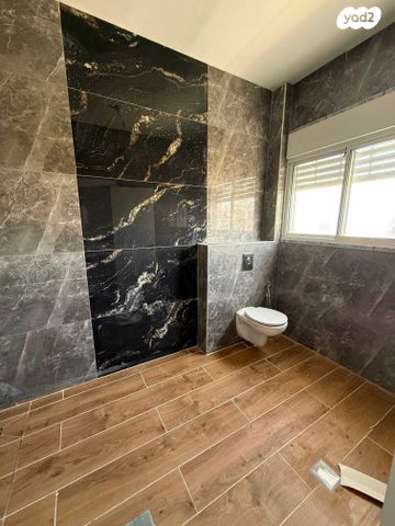 גג/ פנטהאוז, נחום סוקולוב, עיר, מרכז העיר, נהריה