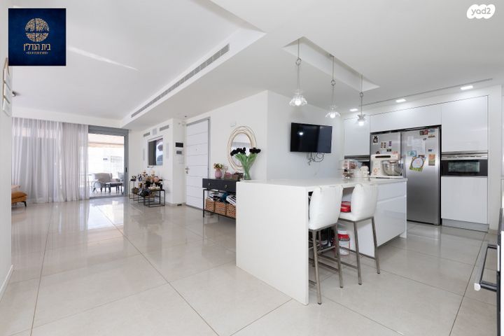 גג/ פנטהאוז, פארק המושבה, באר יעקב