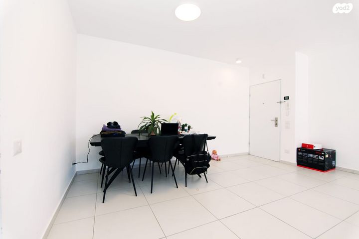 דירה, רעננה