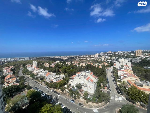 גג/ פנטהאוז, הרב אסף דוד, רמת בגין, חיפה