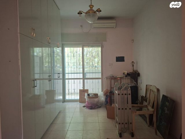 דירה, אבן שפרוט, רחביה, ירושלים