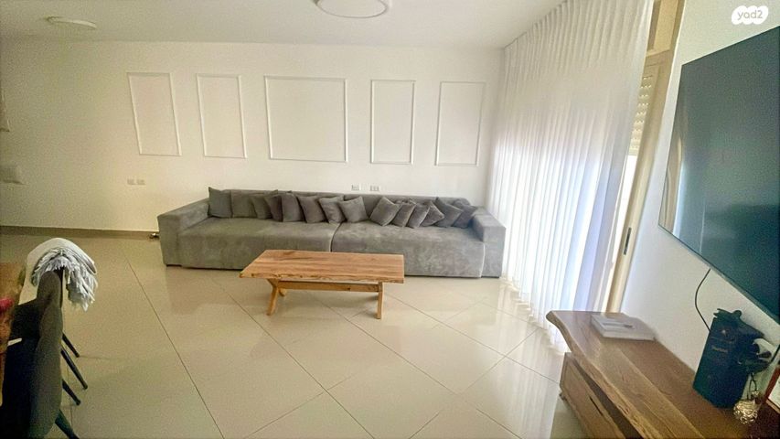 דירה, שביל חודשי השנה, נווה הדרים, אשקלון