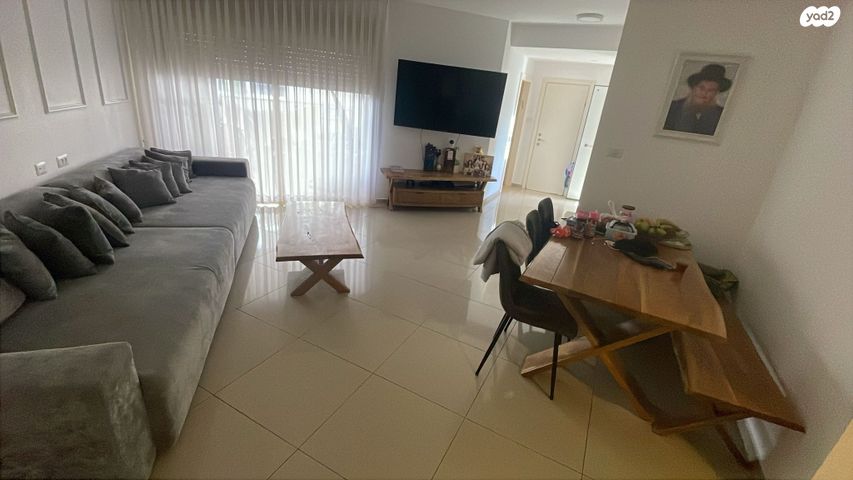 דירה, שביל חודשי השנה, נווה הדרים, אשקלון