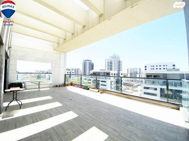 גג/ פנטהאוז, מור, אור ים, אור עקיבא