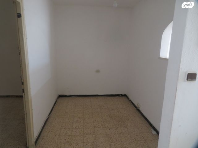 דירה, רחבת גדעון בן יואש 6, מלכי ישראל, קרית גת