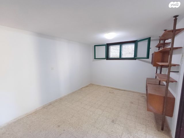 יחידת דיור, טיומקין, שכונת האוצר, חדרה