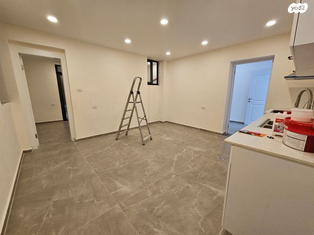 דירה, הכינור, גבעת זאב