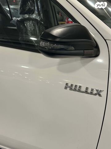 טויוטה היילקס