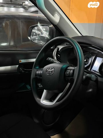 טויוטה היילקס