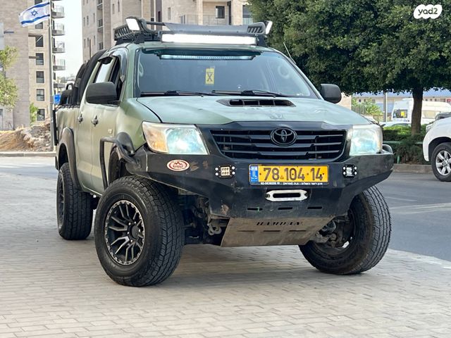 מודעת רכב טויוטה היילקס ויגו