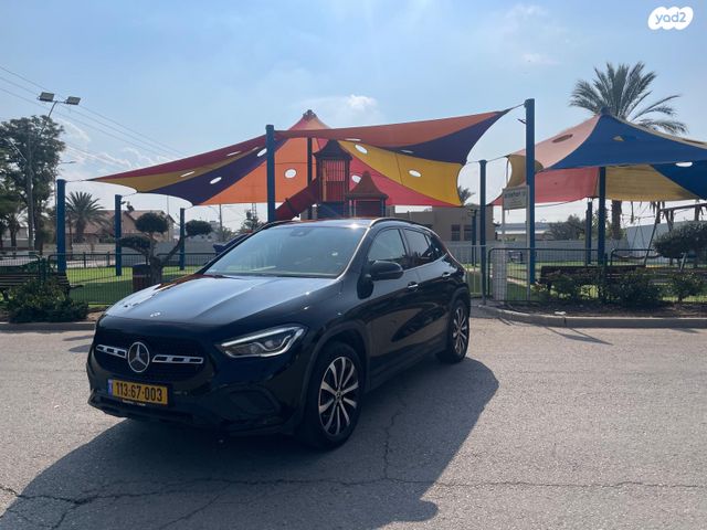 מרצדס-בנץ GLA