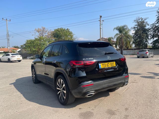 מרצדס-בנץ GLA