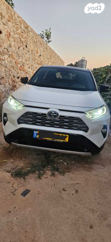 טויוטה RAV4