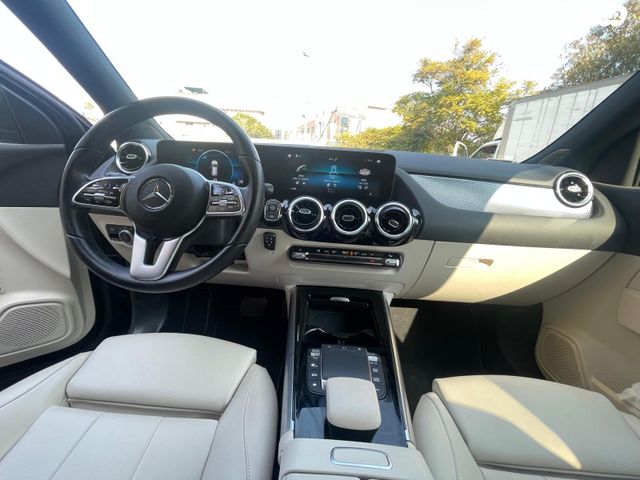 מרצדס-בנץ GLA