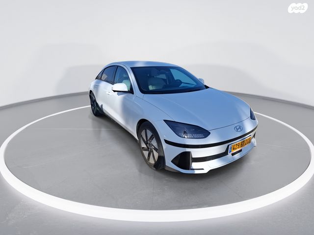 יונדאי איוניק 6