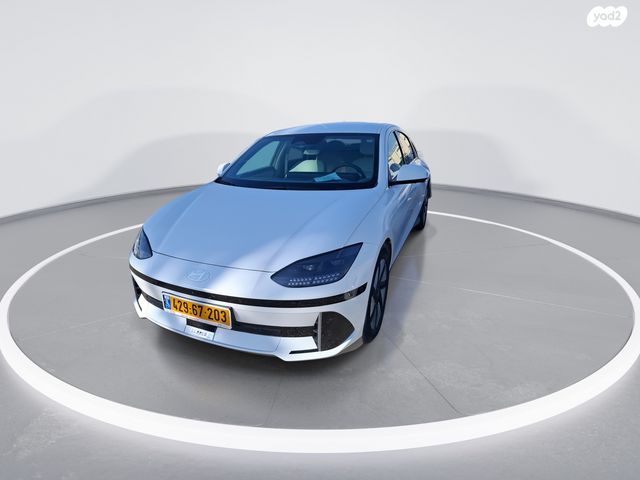 יונדאי איוניק 6