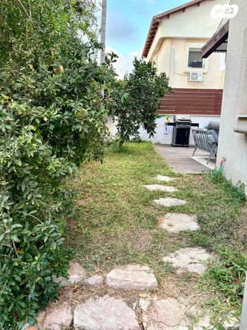 דו משפחתי, נחל חרוד 8, הנחלים, כפר יונה