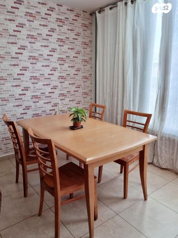 דירה, אהרון קרון 17, ראשונים, ראשון לציון