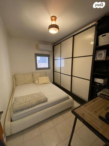 דירה, שברץ 11, נווה דוד רמז, רעננה