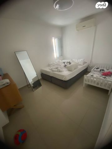 דירה, מסילת העולים, ג'סי כהן, חולון