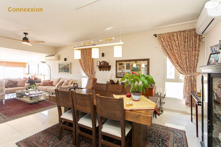 דירה, נעמי, כרמליה, חיפה