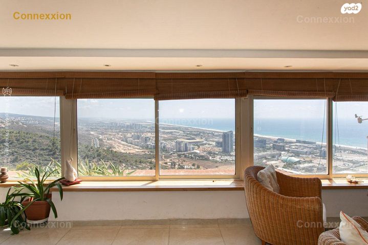 דירה, נעמי, כרמליה, חיפה