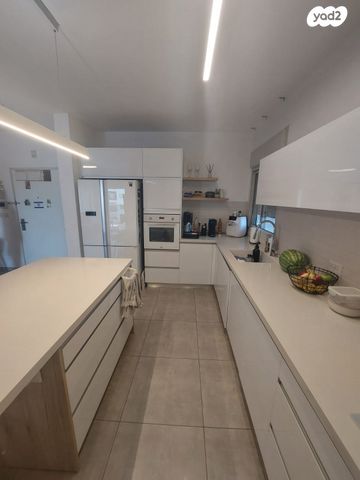 דירה, שפרינצק 6, נהריה