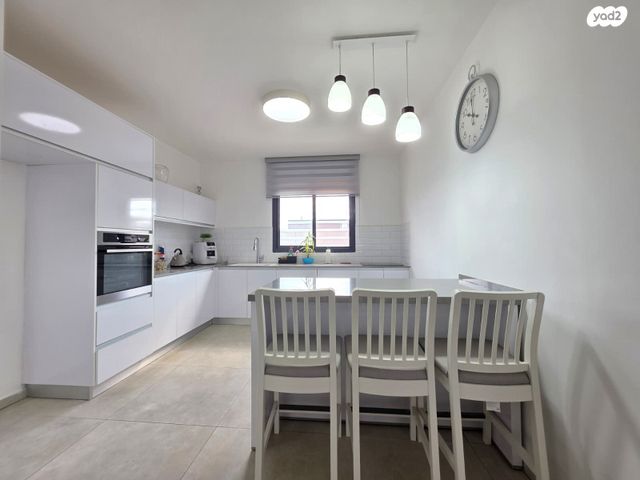 גג/ פנטהאוז, שדרות אבני החושן, כרמי גת, קרית גת