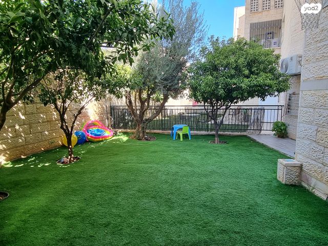 דירת גן, הכרמים, מודיעין מכבים רעות